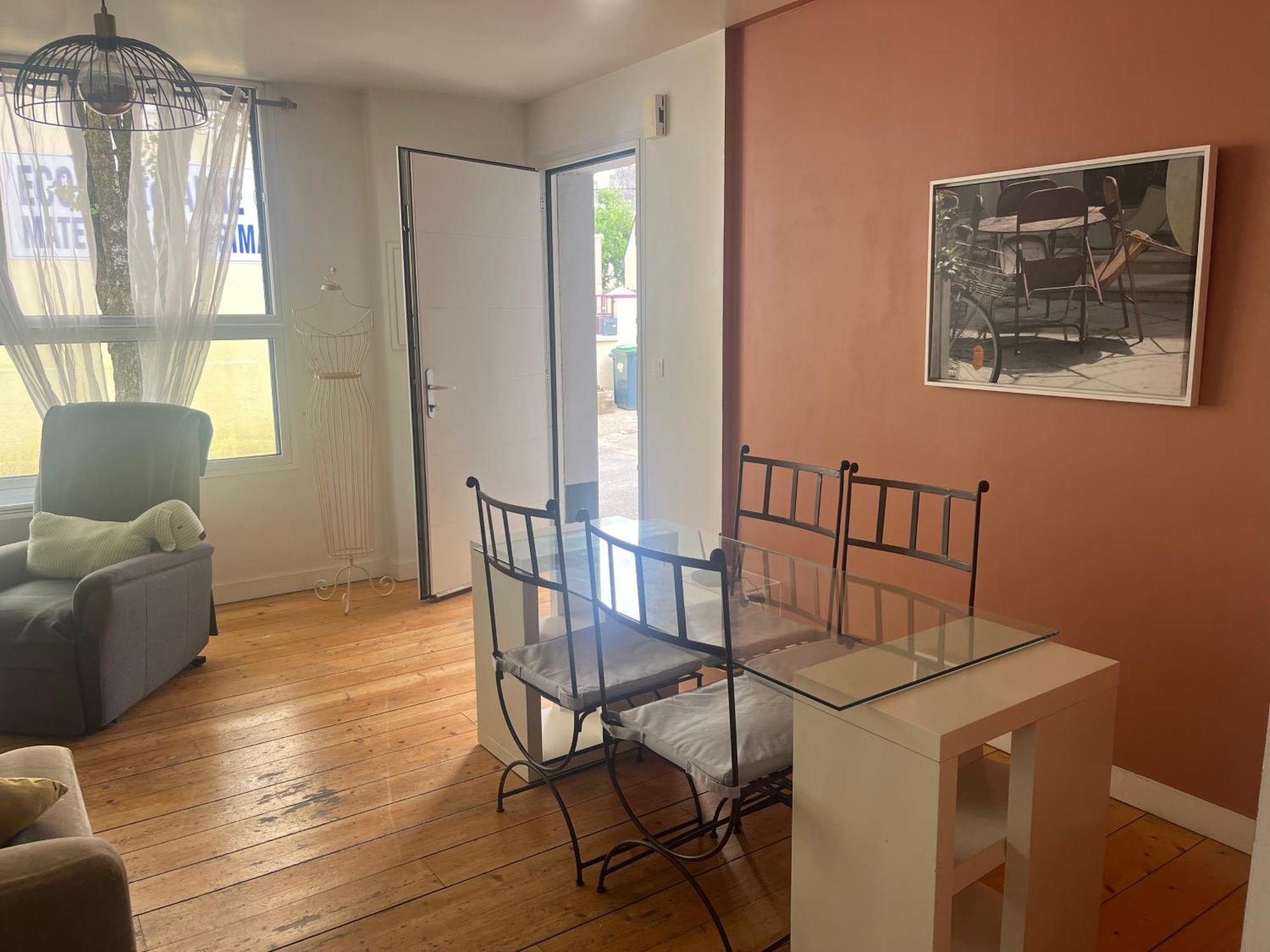 Le Loft, L'annexe *
